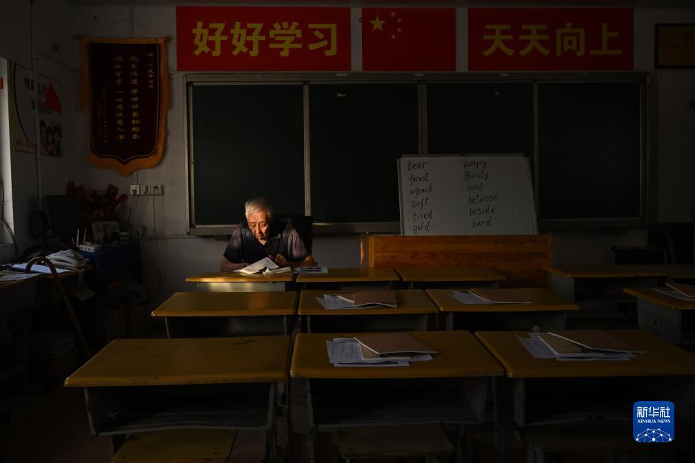 抢庄牛牛棋牌真金版